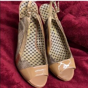 Jessica Simpson snakeskin heels